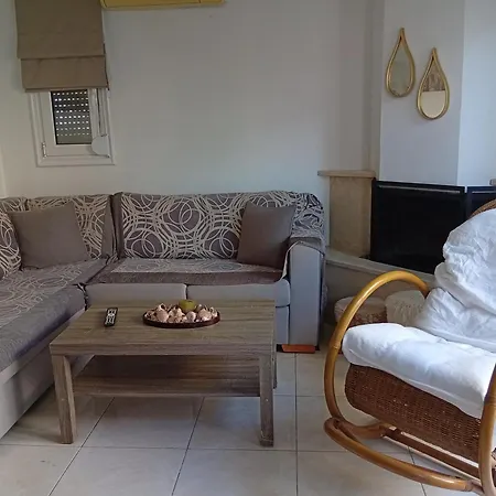 Neirides House Kariani